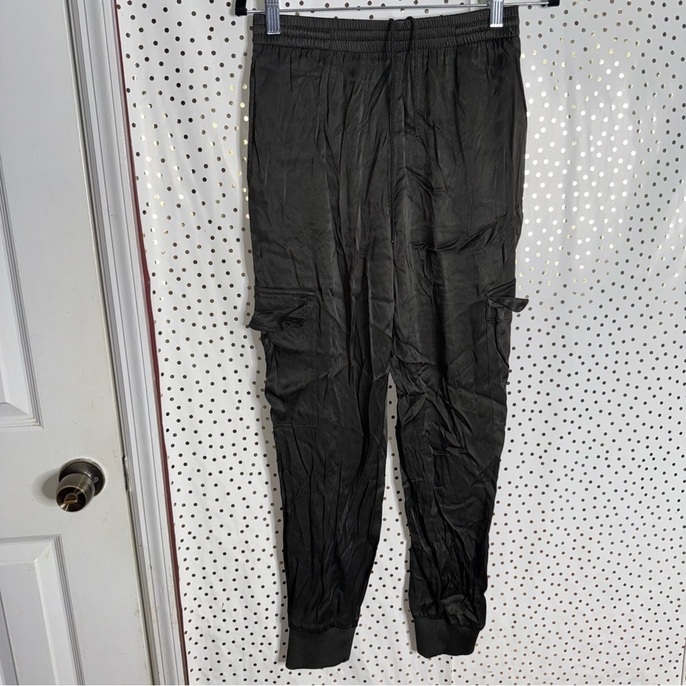 Good American Dark Cargo Pants